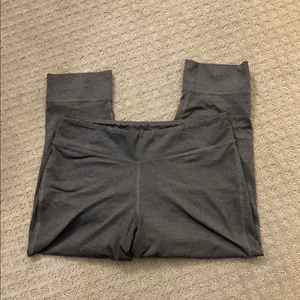 Grey athletic leggings